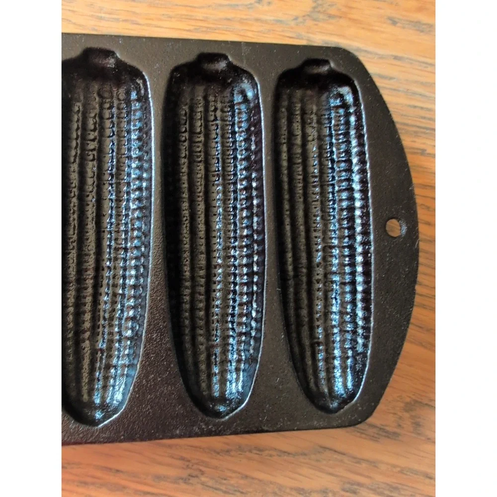 Vntg Lodge Cast Iron Cornbread Stick Pans Made In USA